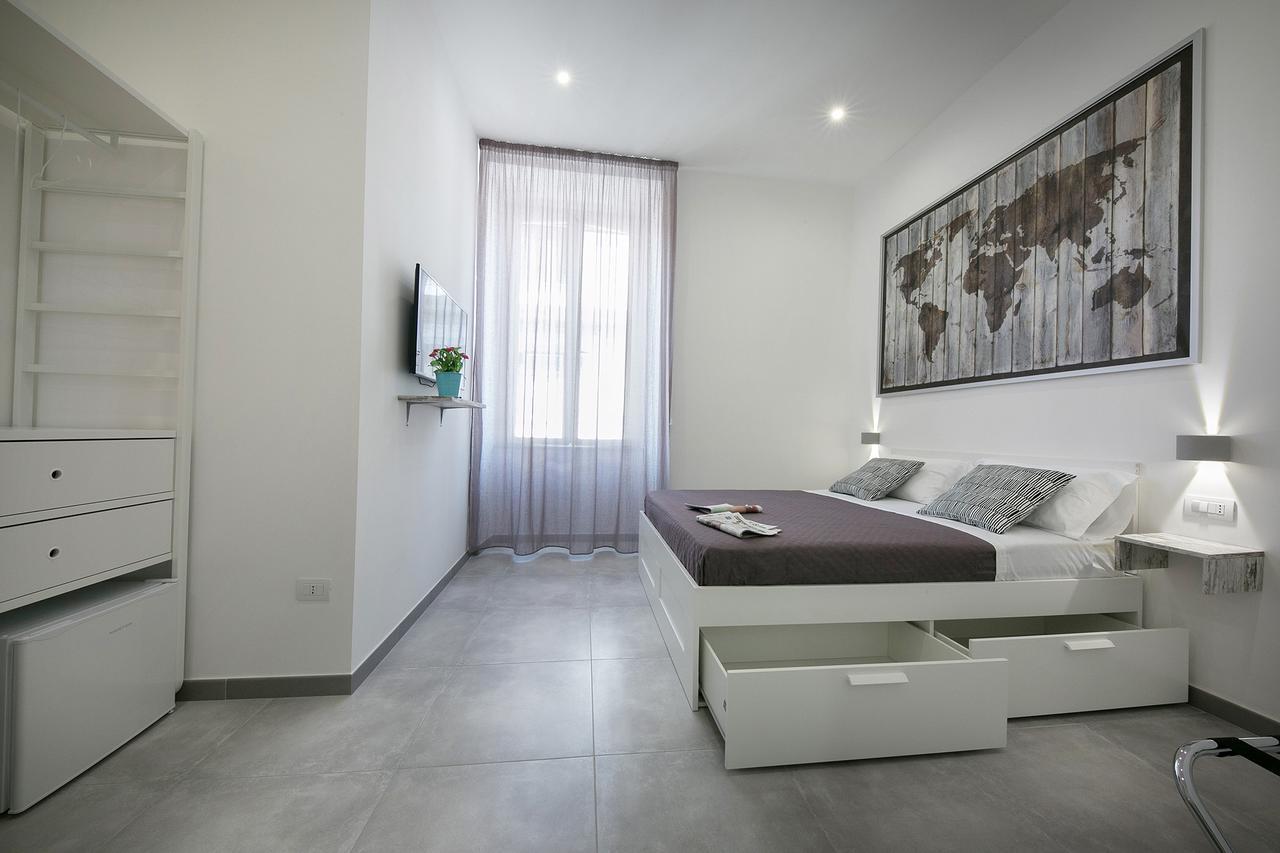 President Suites เนเปิลส์ ภายนอก รูปภาพ