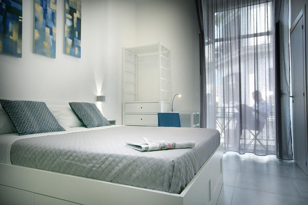 President Suites เนเปิลส์ ภายนอก รูปภาพ