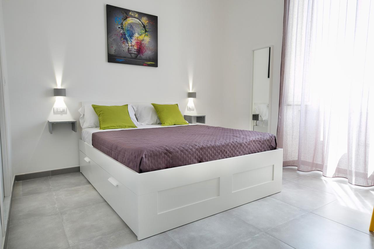 President Suites เนเปิลส์ ภายนอก รูปภาพ